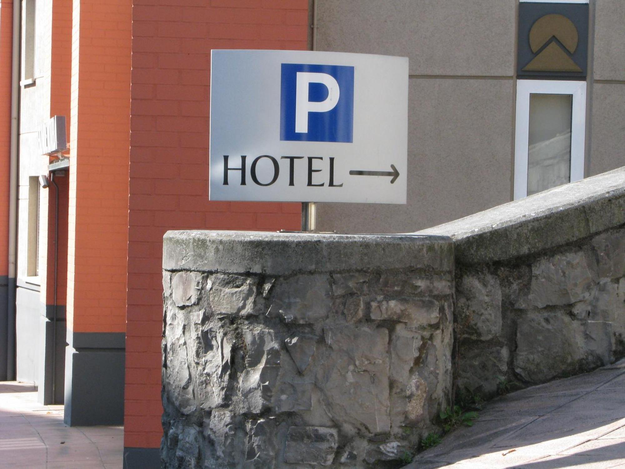 Hotel Elizalde Oiartzun Exterior photo